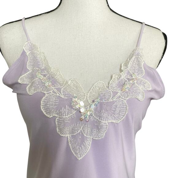 Y2k Lace Trim Cami top Sz M Lavender Stretch Fabric V Neckline Spaghetti Straps - Picture 2 of 12